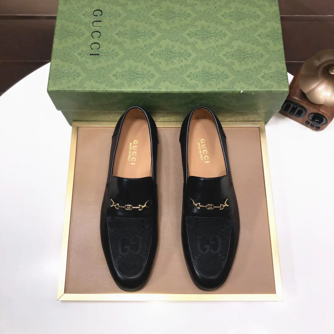Men's shoes 💰580💰[GUCCI—Gucci] The latest high-end version of Gucci. Official website new model. Available at the same time at counters, the uppers are made of original cowhide imported from Italy/matched with the original special material splicing design concept; "highlight, high-end, grade, extravagance" and exquisite workmanship (original mesh fabric) sole: original factory special outsole size (38-45) (custom-made 45 non-returnable)